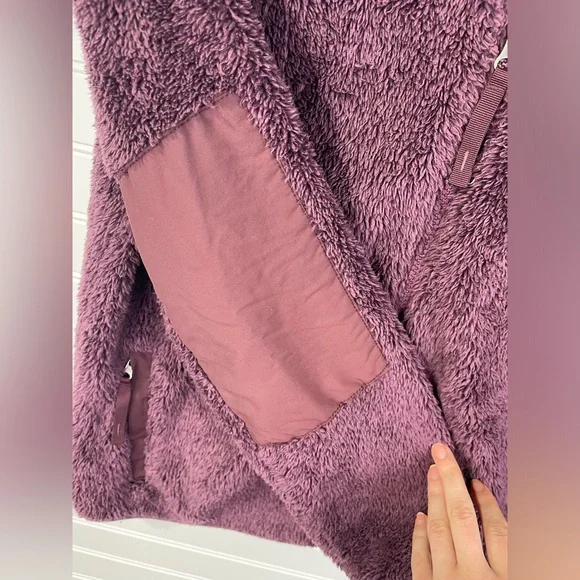 L. L. Bean Purple Fuzzy Sherpa Zipper Front Winter Jacket Size Small Women’s EUC - Picture 6 of 9